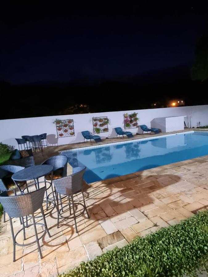 Casa Dom Quixote, Pequena Chacara No Centro Da Cidade Villa Atibaia Exterior foto