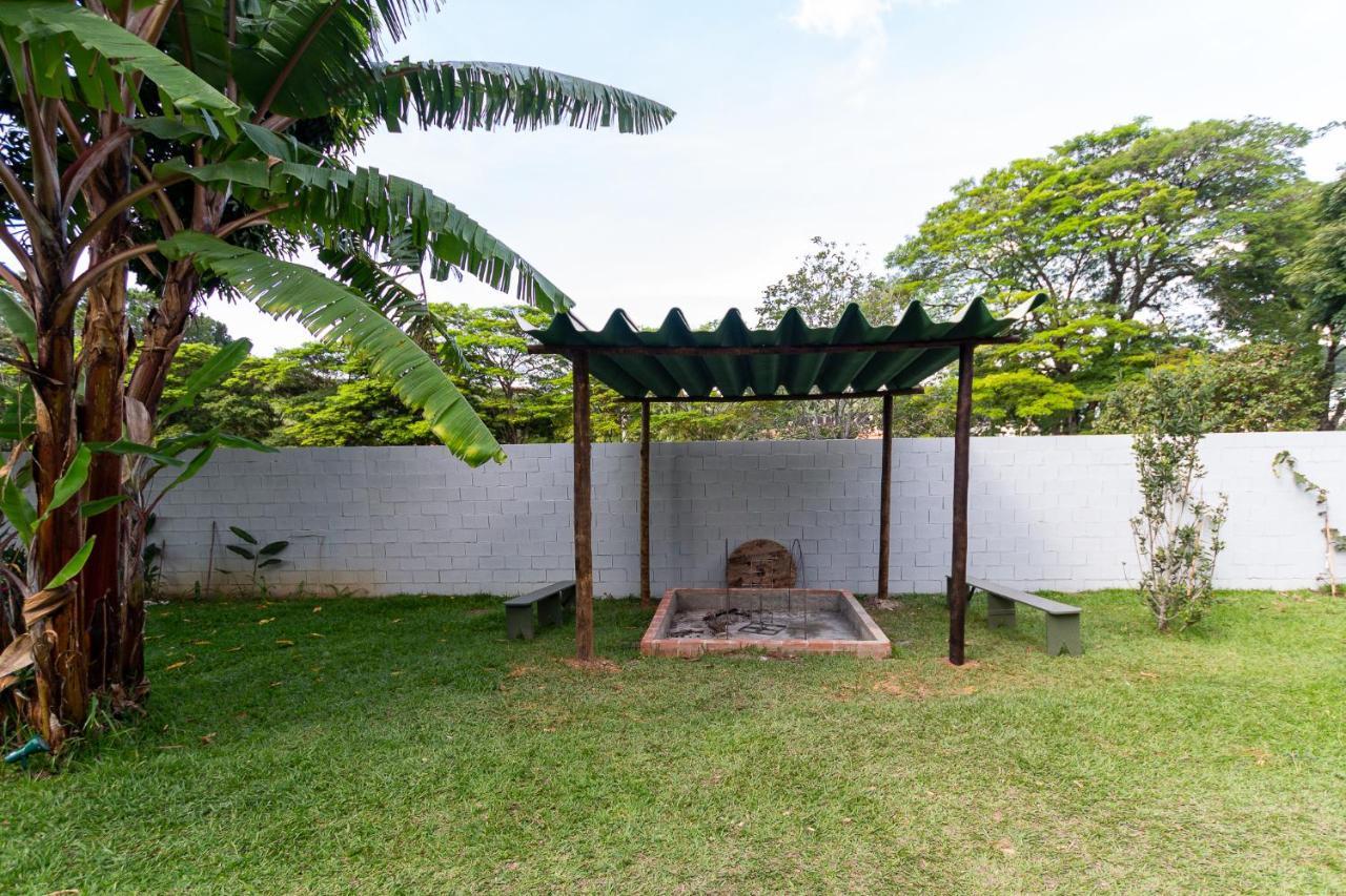 Casa Dom Quixote, Pequena Chacara No Centro Da Cidade Villa Atibaia Exterior foto